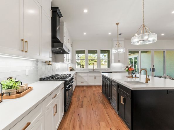 1107 Grovewood Lane, Houston TX 77008