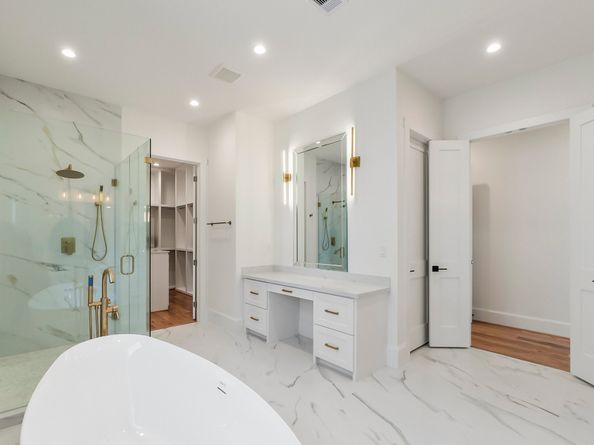 1107 Grovewood Lane, Houston TX 77008