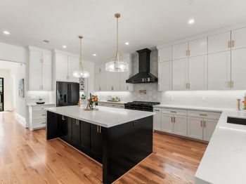 1107 Grovewood Lane