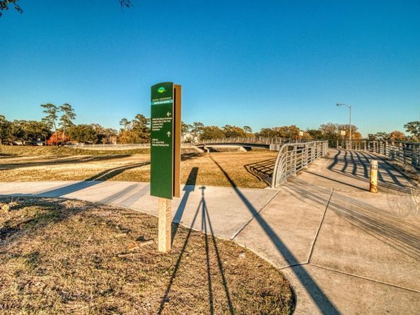 1107 Grovewood Lane, Houston TX 77008