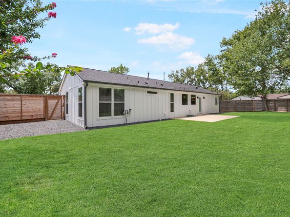 8416 Montridge Drive, Houston TX 77055