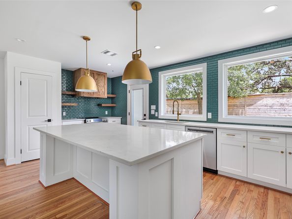 8416 Montridge Drive, Houston TX 77055