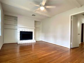 5905 Darnell Street, Houston TX 77074