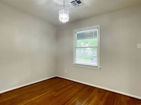 5905 Darnell Street, Houston TX 77074