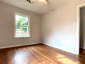 5905 Darnell Street, Houston TX 77074