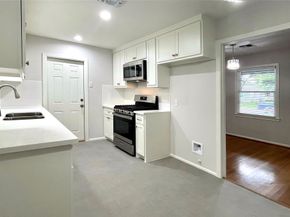 5905 Darnell Street, Houston TX 77074