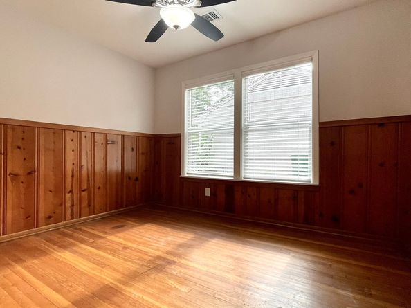 5905 Darnell Street, Houston TX 77074