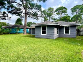 5905 Darnell Street, Houston TX 77074