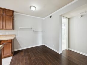 606 Marshall Street B27, Houston TX 77006