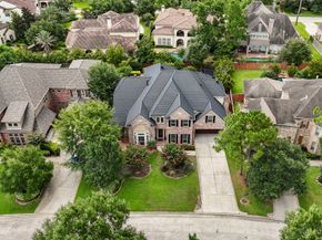 71 S Fair Manor Circle, The Woodlands TX 77382