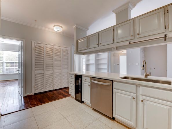 2111 Welch Street A107, Houston TX 77019