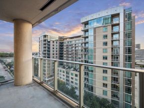 2047 Westcreek Lane 1005, Houston TX 77027
