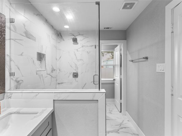 11207 Wood Lodge Drive, Houston TX 77077