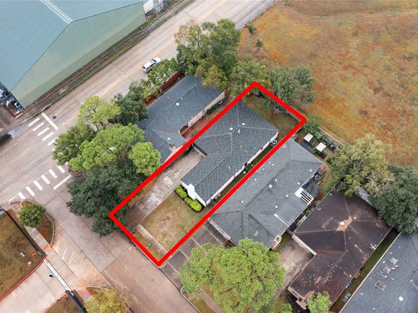 11207 Wood Lodge Drive, Houston TX 77077