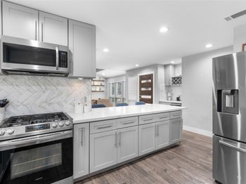 11207 Wood Lodge Drive