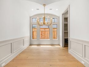 1032 W 41st Street, Houston TX 77018