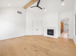 1032 W 41st Street, Houston TX 77018