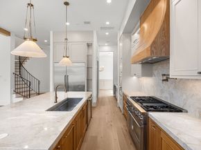 1032 W 41st Street, Houston TX 77018