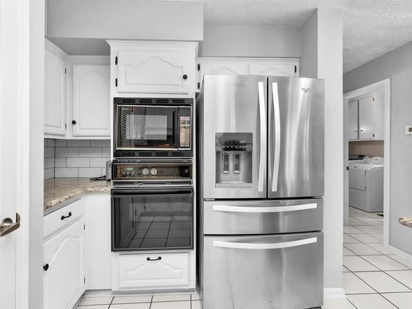 5934 Foresthaven Drive, Houston TX 77066
