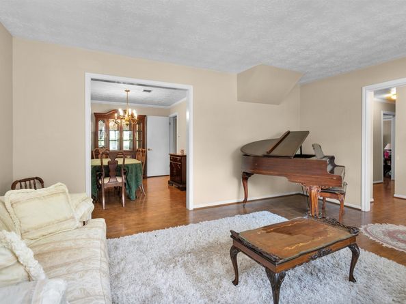 5934 Foresthaven Drive, Houston TX 77066