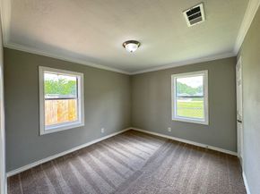 1013 E 40th Street, Houston TX 77022