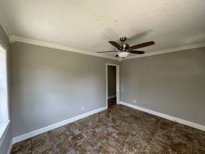 1013 E 40th Street, Houston TX 77022