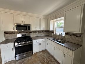 1013 E 40th Street, Houston TX 77022