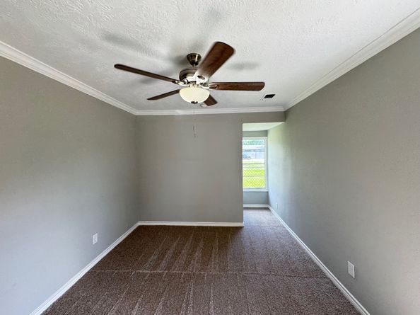 1013 E 40th Street, Houston TX 77022