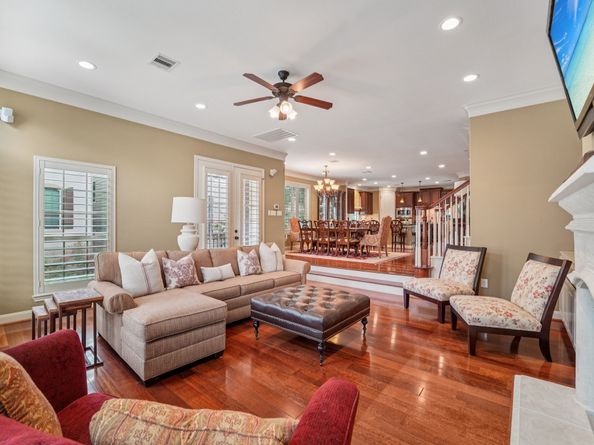 9114 Campbell Court, Houston TX 77055