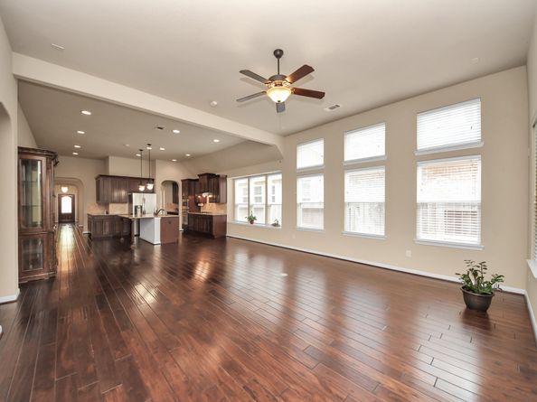 1118 Weldon Park Drive, Sugar Land TX 77479