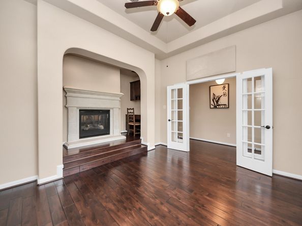 1118 Weldon Park Drive, Sugar Land TX 77479
