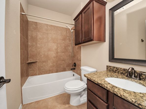 1118 Weldon Park Drive, Sugar Land TX 77479
