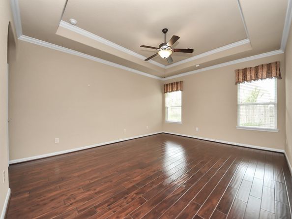1118 Weldon Park Drive, Sugar Land TX 77479