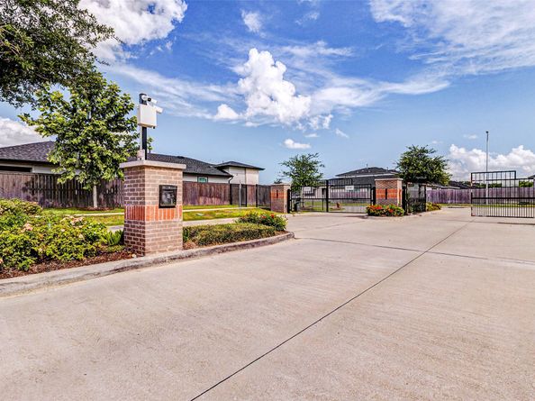 3026 Stock Orchard Lane, Houston TX 77047