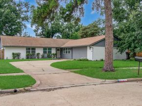 10415 Westray Street, Houston TX 77043