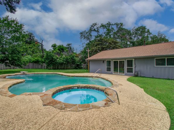 10415 Westray Street, Houston TX 77043