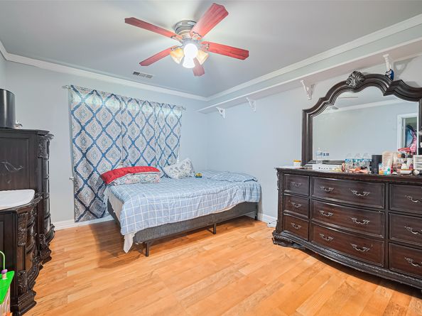 13351 Oak Leaf Lane, Houston TX 77015