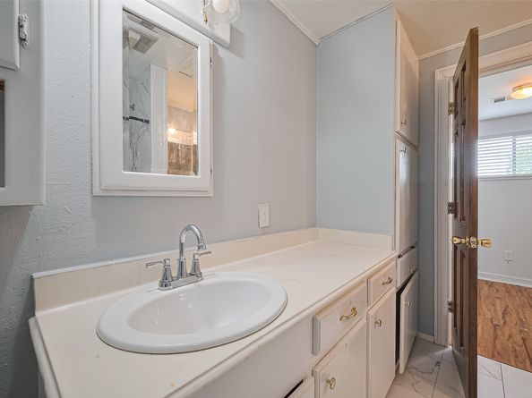 13351 Oak Leaf Lane, Houston TX 77015
