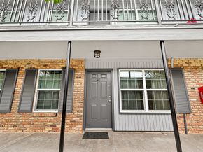 3131 Southwest Freeway 46, Houston TX 77098