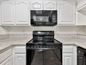3131 Southwest Freeway 46, Houston TX 77098