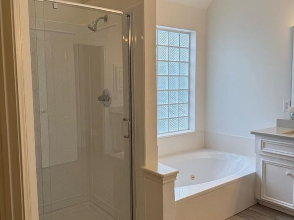 3906 Shadow Cove Drive, Houston TX 77082