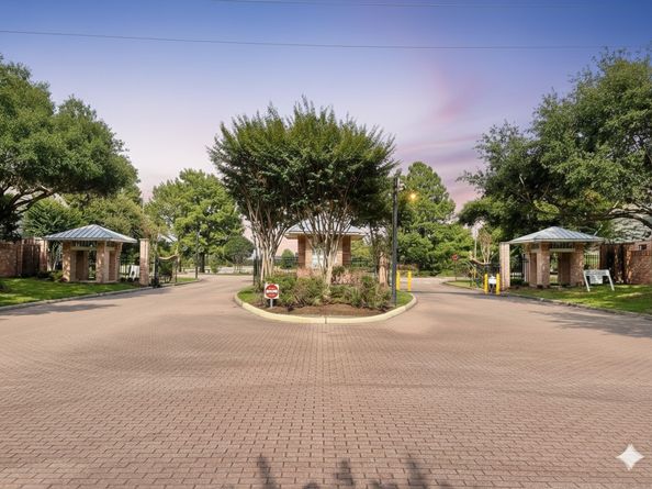 3906 Shadow Cove Drive, Houston TX 77082