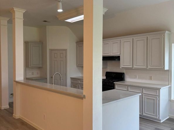 3906 Shadow Cove Drive, Houston TX 77082