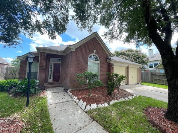 3906 Shadow Cove Drive, Houston TX 77082