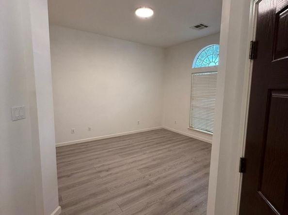 3906 Shadow Cove Drive, Houston TX 77082