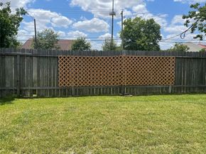11418 El Diamante Drive, Houston TX 77048