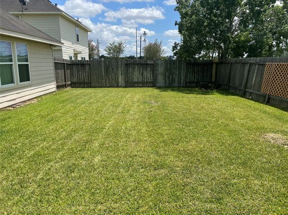 11418 El Diamante Drive, Houston TX 77048