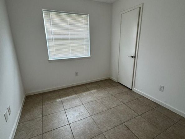 16310 Meadowbrook Farm Road, Houston TX 77082