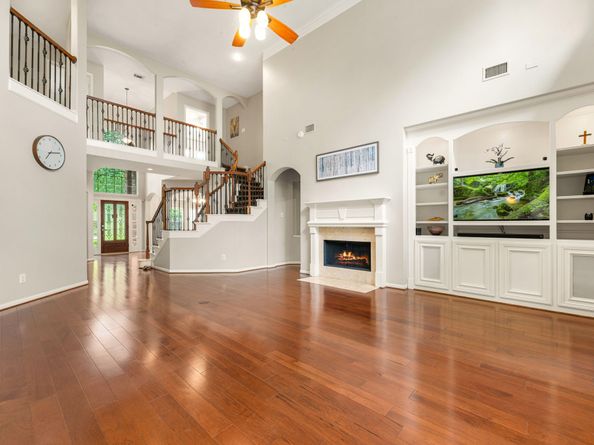 1 Mirror Ridge Court, The Woodlands TX 77382
