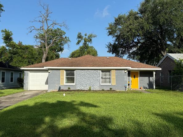 5205 Kashmere Street, Houston TX 77026